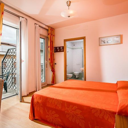 Hotel Vienna Lignano Sabbiadoro Eksteriør bilde