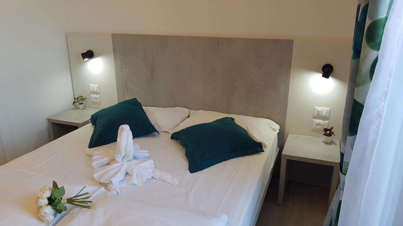 Hotel Vienna Lignano Sabbiadoro Eksteriør bilde