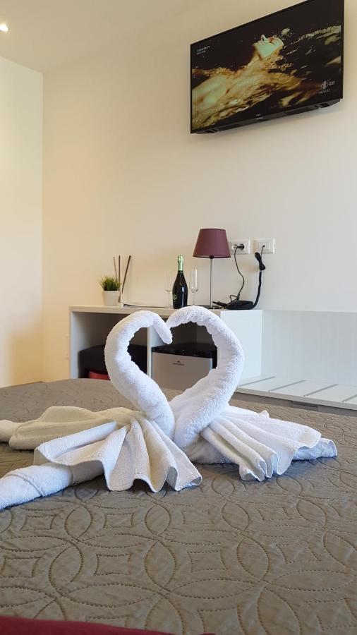 Hotel Vienna Lignano Sabbiadoro Eksteriør bilde